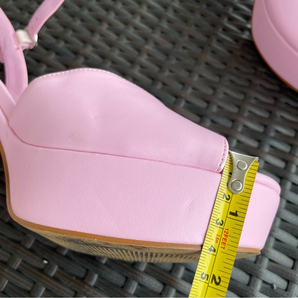 Marc Fisher Pink Dercy Peep Toe Platform Heels Size 10 - Picture 16 of 16